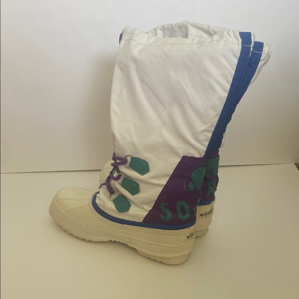 ❄️ Vintage Sorel Snowlion White and Purple Insulated Snow Boots - Size 8